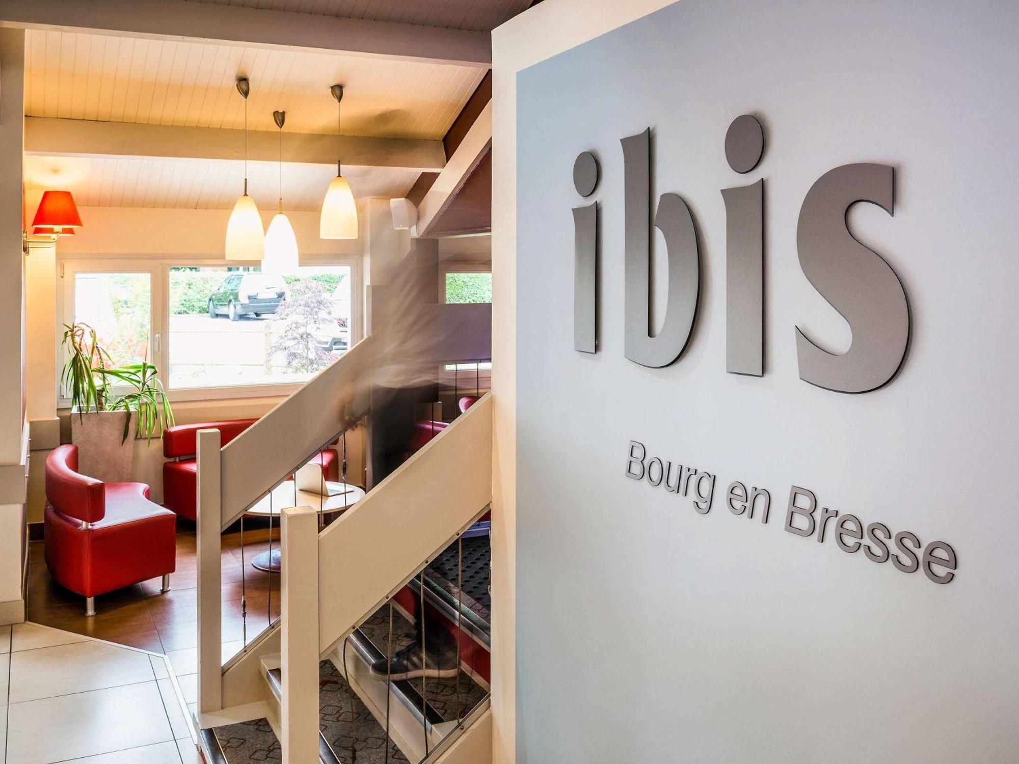 Hotel Ibis Bourg En Bresse Exterior foto